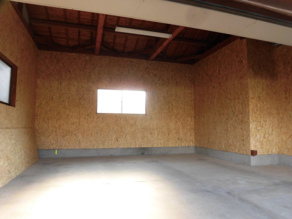 車庫内装かっこいい！