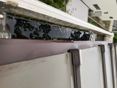 雨樋清掃作業してますか？