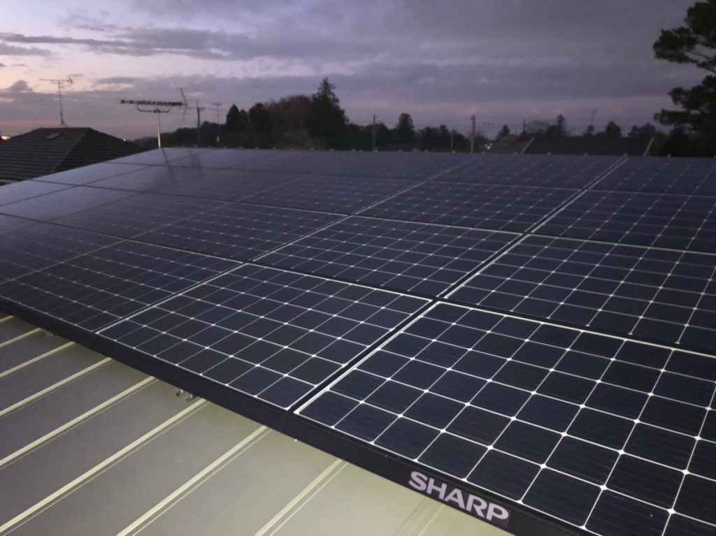 つくば市のカイテキホームで太陽光パネル設置致しました！