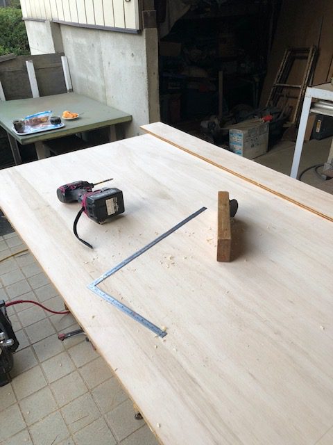 床補修工事スタート！