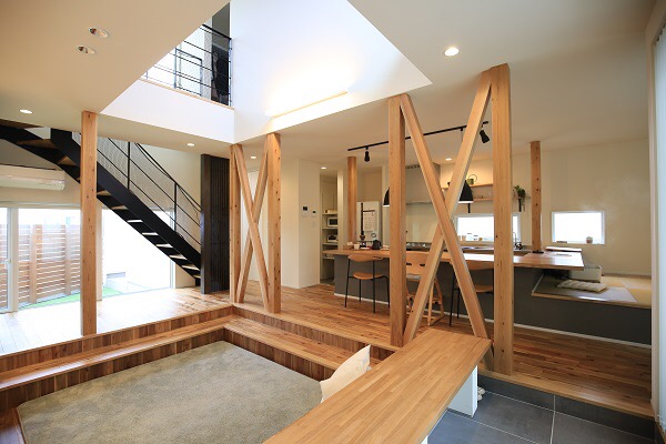 新築の撮影に同行してきました。