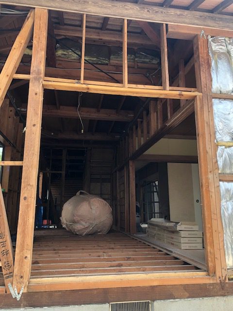 ただいま解体中！