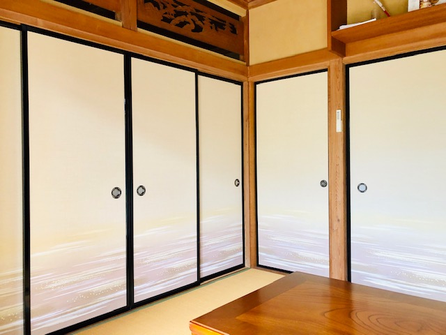 襖の貼り替え完成！