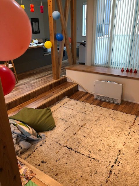 温水ルームヒーター設置工事