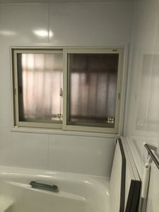 冬の浴室 窓の断熱 防犯対策 スタッフブログ カイテキリノベ
