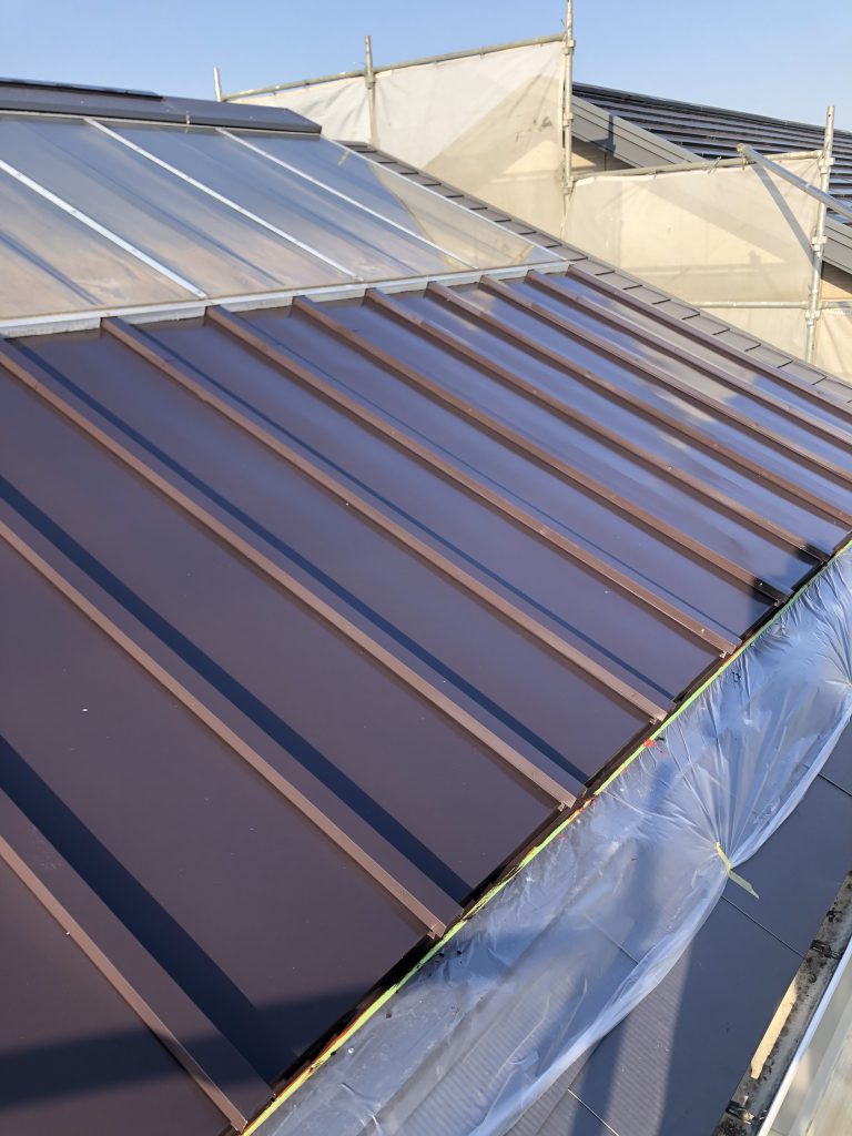 屋根塗装工事実施！！