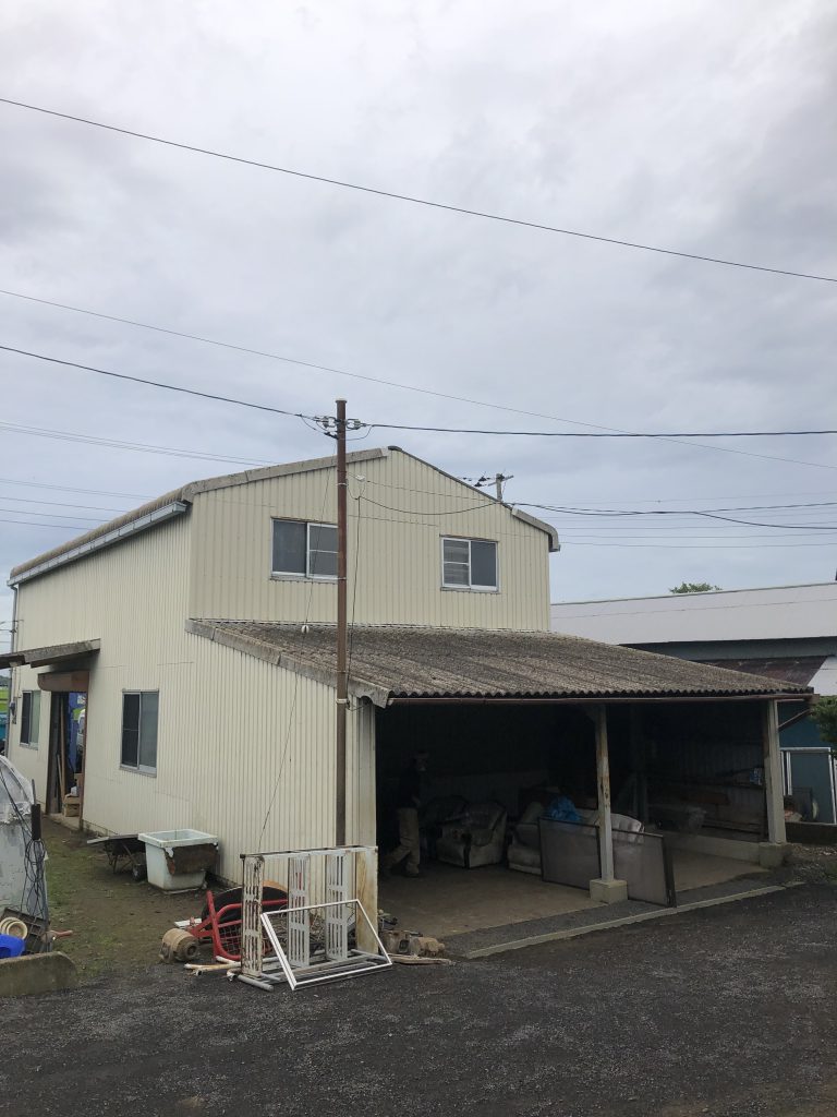 納屋の改修工事スタートしました！