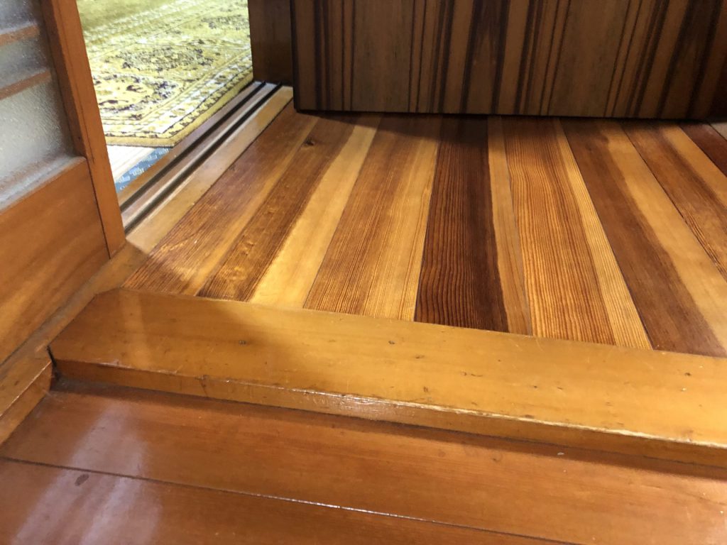 和室廻りの段差・廊下のガラス戸　気になりませんか？