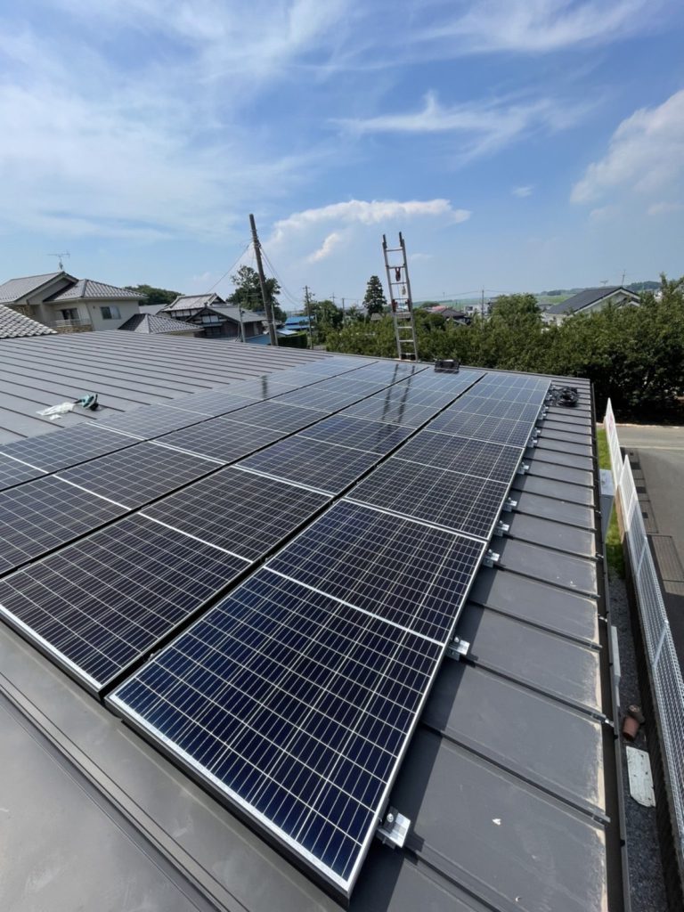 カイテキホームで太陽光発電パネル設置☀