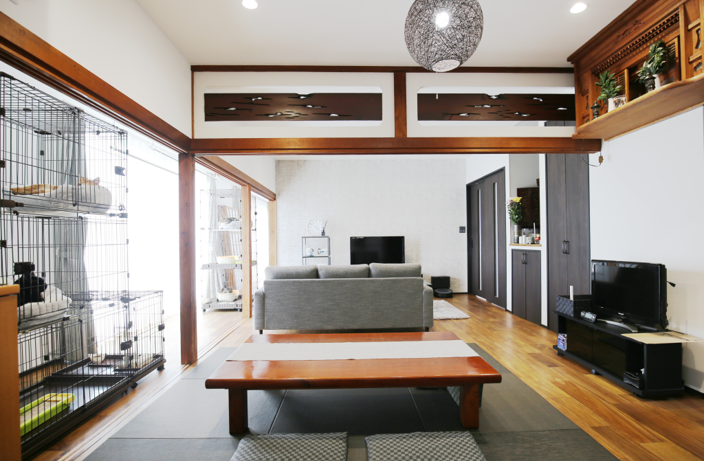 静かに時が流れる和モダンな家