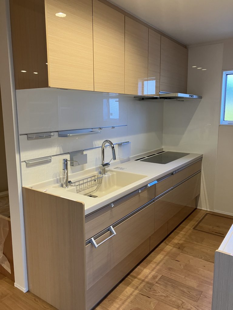 大型リノベーション現場　もうすぐ完成です！